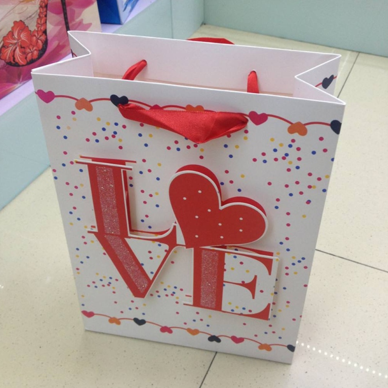 Bolsos del presente de cumpleaños del día de fiesta del papel de arte de 157gsm 180gsm